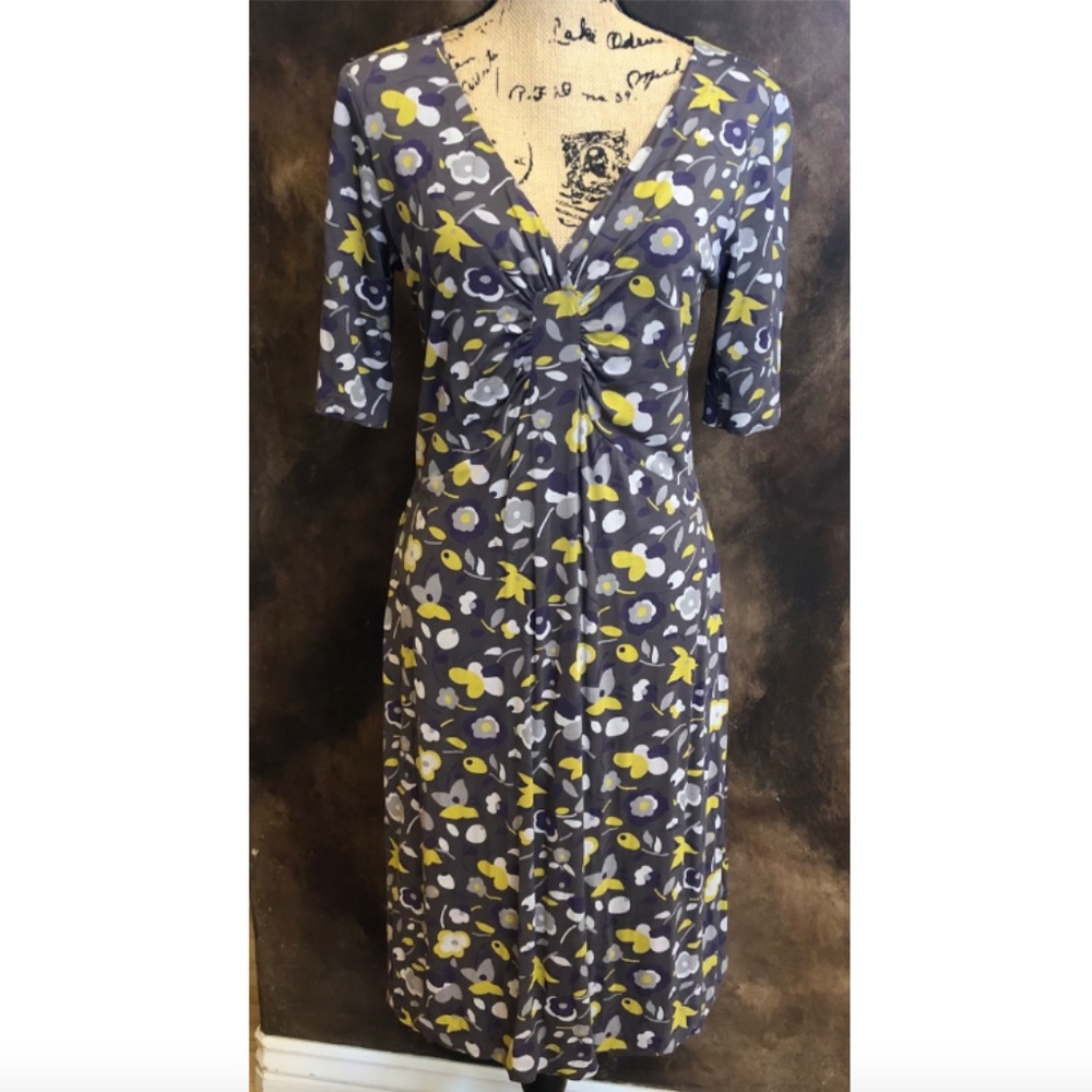 Boden Jersey Dress Knit Floral v neck purple